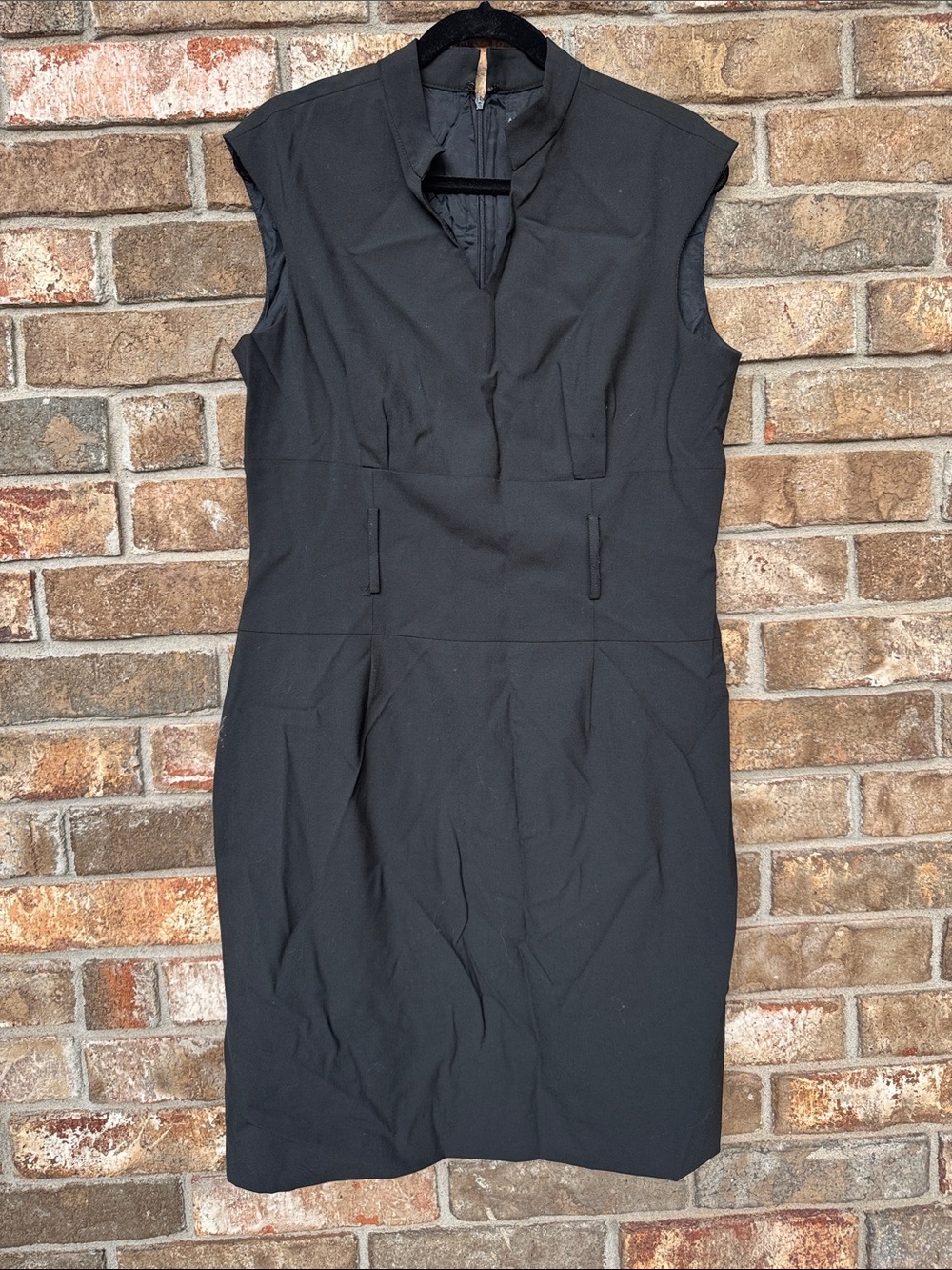 ANTONIO MELANI Black Cap-Sleeve Sheath Dress size 12